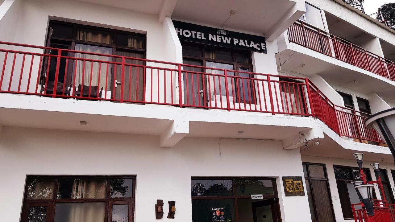 New Palace Hotel Далхаузи Екстериор снимка